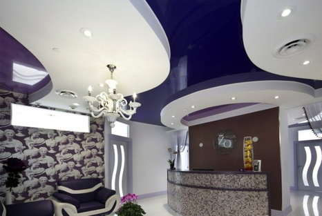 Двухуровневые натяжные потолки